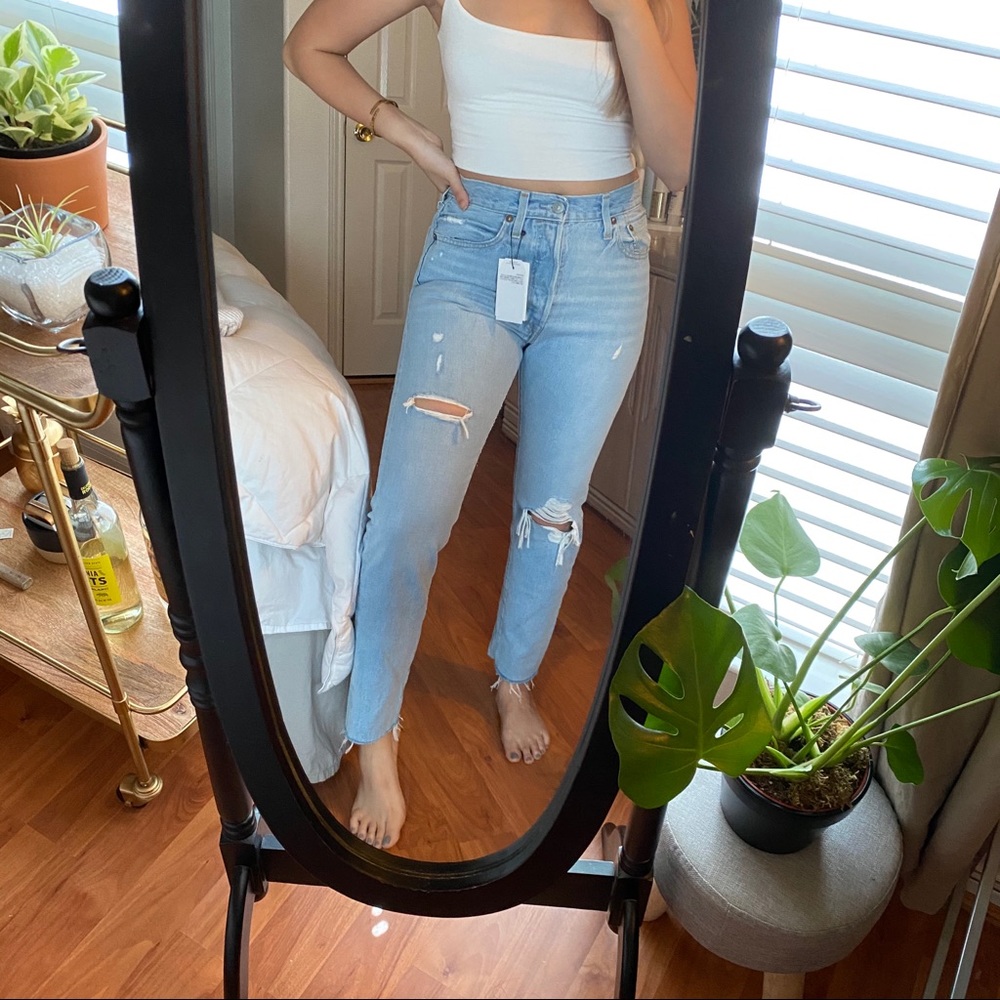 Levi 501s Light Wash 28